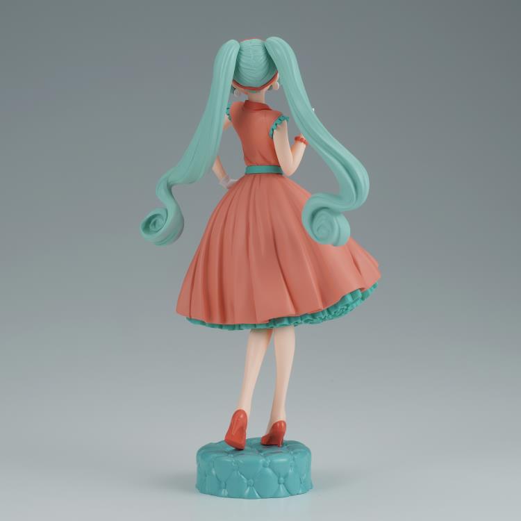 HATSUNE MIKU WORLD JOURNEY vol.1