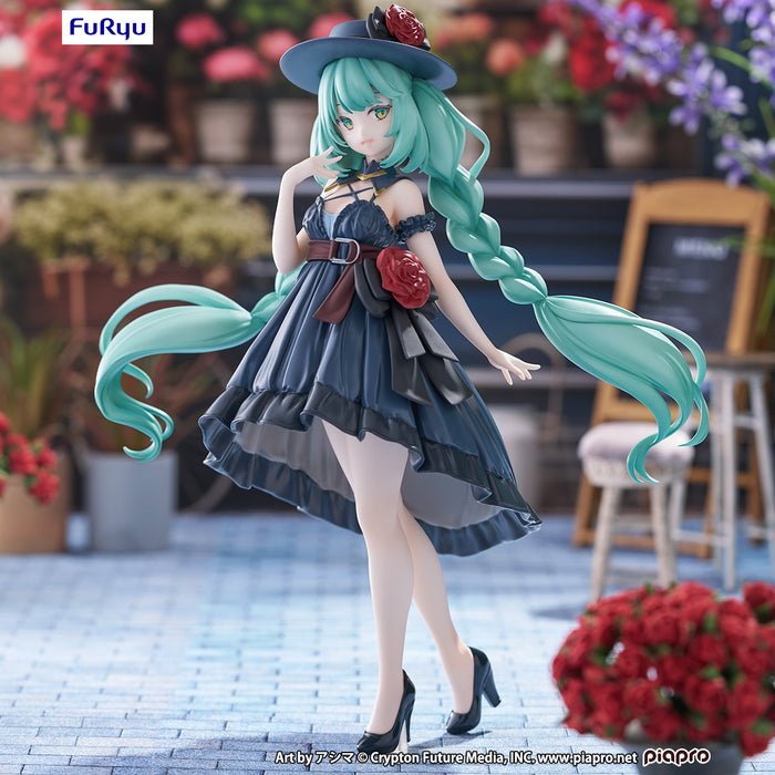 "Character Vocal Series 01 Hatsune Miku" Trio-Try-iT Figure Outing Dress