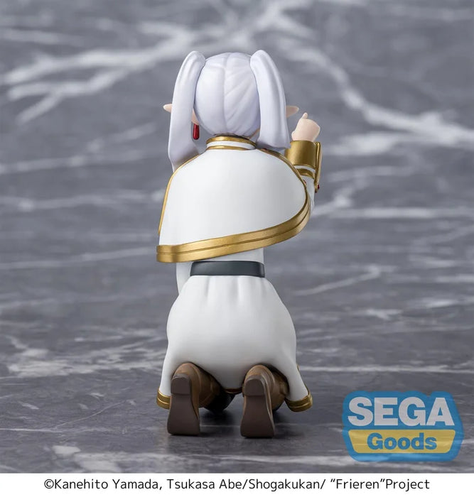 "Frieren: Beyond Journey's End" Premium Perching Figure Frieren -Poking Something-