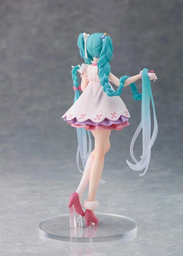 "Vocaloid Hatsune Miku" Wonderland Figure Rapunzel
