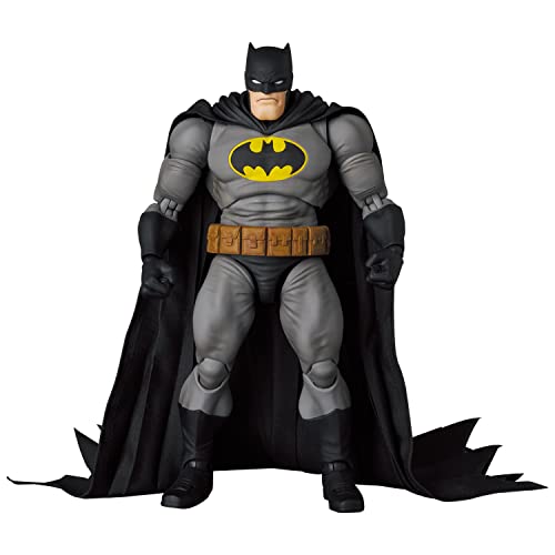 MAFEX "Batman: The Dark Knight Returns" Batman & Horse (The Dark Knight Returns)