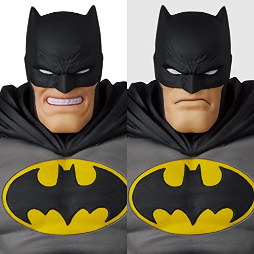 MAFEX "Batman: The Dark Knight Returns" Batman & Horse (The Dark Knight Returns)