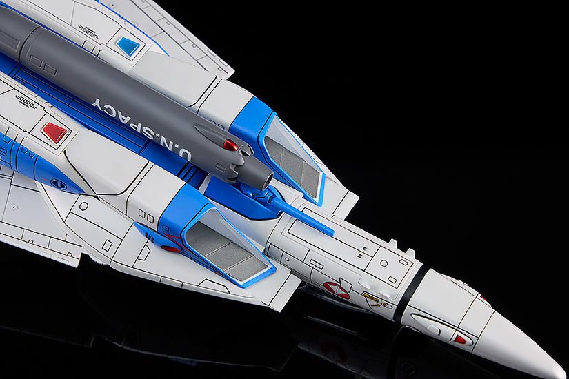 "Macross" PLAMAX PX07 1/72 VF-1A Fighter Valkyrie Vermilion Platoon (Maximilian Genus / Kakizaki Hayao)