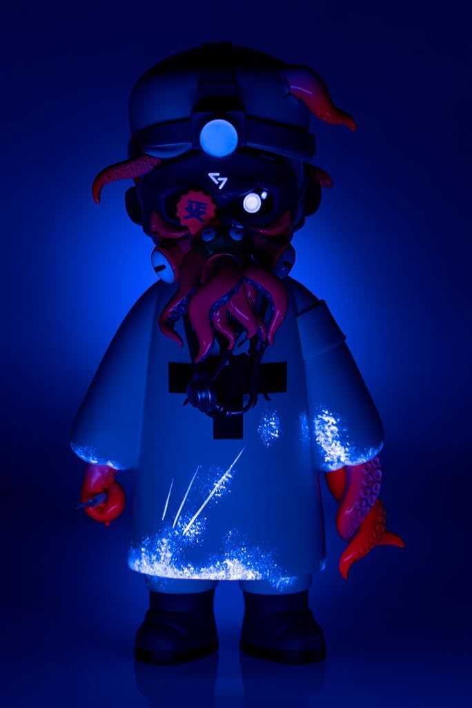 Faceless Vol.1 Cthulhu Mythos Series Octopus Surgeon
