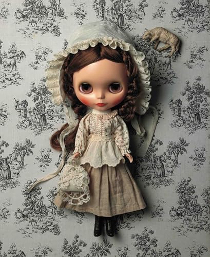 "Blythe" Blythe's Antique Closet (Book)