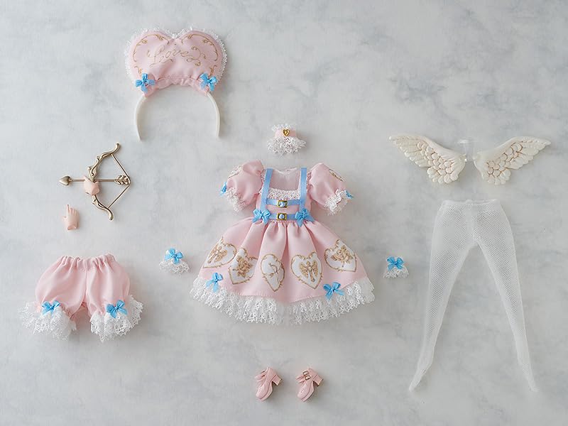 Harmonia bloom Seasonal Doll epine