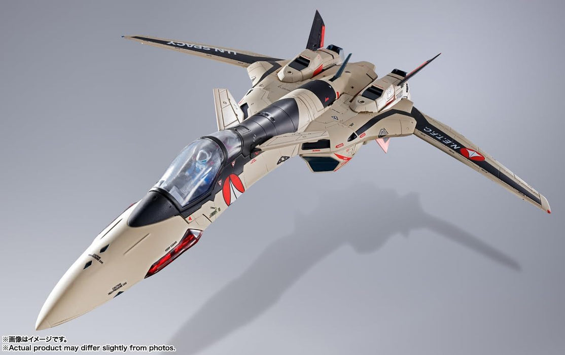 DX Chogokin "Macross Plus" YF-19 Excalibur (Isamu Dyson Fighter)
