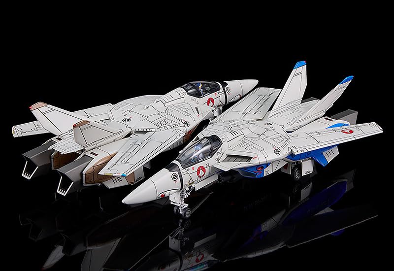 "Macross" PLAMAX PX07 1/72 VF-1A Fighter Valkyrie Vermilion Platoon (Maximilian Genus / Kakizaki Hayao)