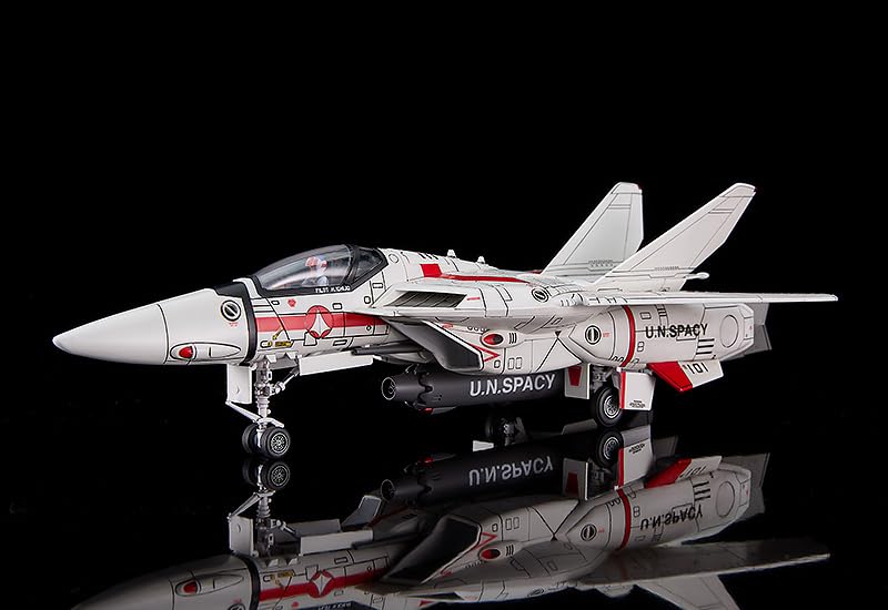 "Macross" PLAMAX PX06 1/72 VF-1J Fighter Valkyrie Vermilion Platoon (Ichijyo Hikaru's Fighter)