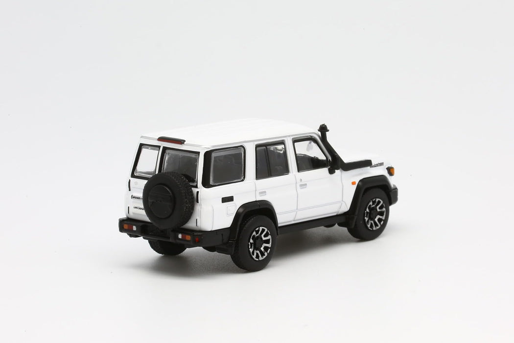 1/64 Toyota Land Cruiser 70 C33172 Super White II RHD