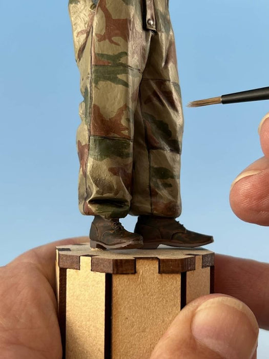 Figure Paint Assist TW-039