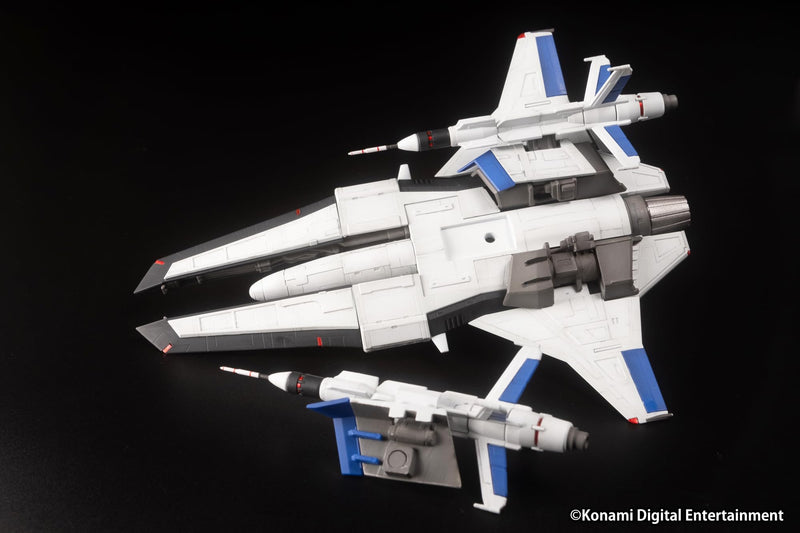 1/144 Scale Polystone Figure "Gradius V" Vic Viper T-301 (Peinted Finished)