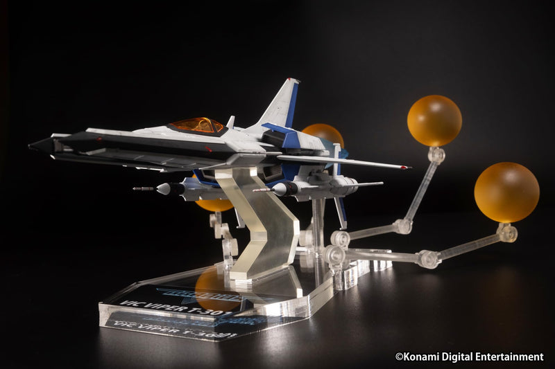 1/144 Scale Polystone Figure "Gradius V" Vic Viper T-301 (Peinted Finished)