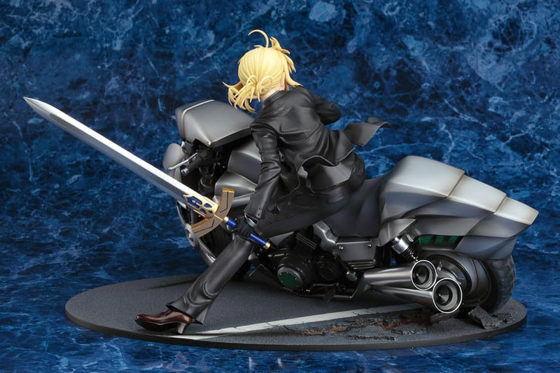 "Fate/Zero" Saber & Saber Motored Cuirassier