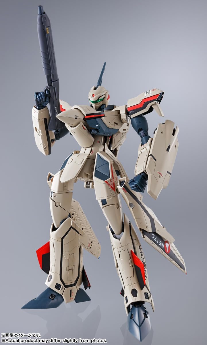 DX Chogokin "Macross Plus" YF-19 Excalibur (Isamu Dyson Fighter)