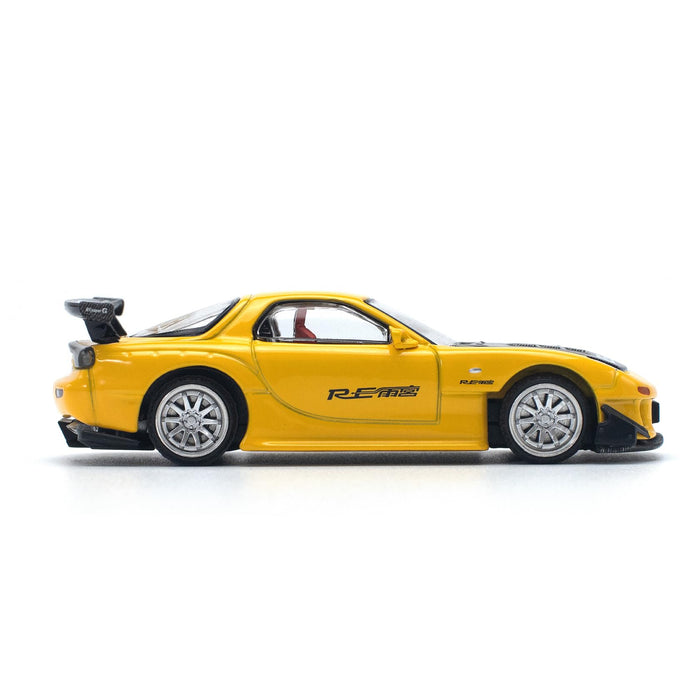 1/64 MAZDA RX-7 (FD3S) RE-AMEMIYA WIDEBODY YELLOW