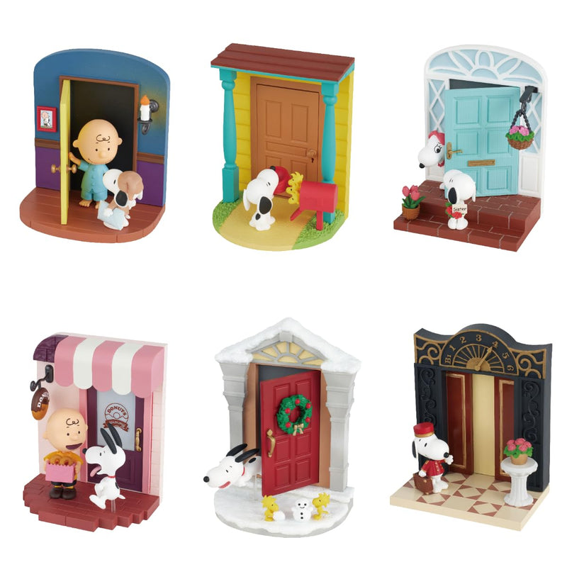 "Peanuts" SNOOPY's Door Story