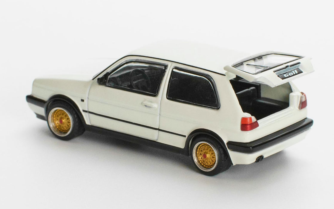 1/64 GOLF GTI WHITE