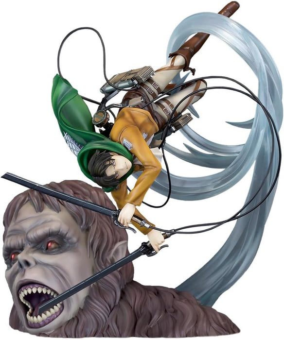 "Attack on Titan" Figure Levi vs Beast Titan Ver.