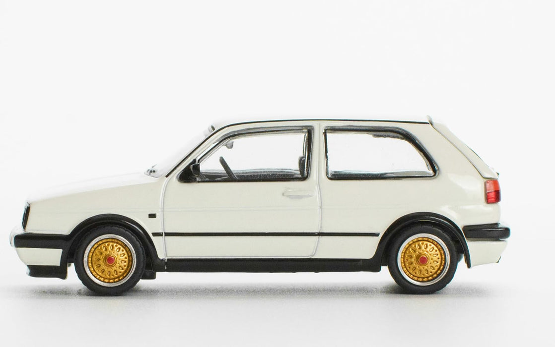 1/64 GOLF GTI WHITE