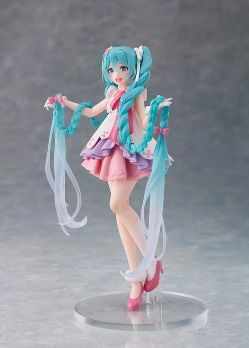 "Vocaloid Hatsune Miku" Wonderland Figure Rapunzel