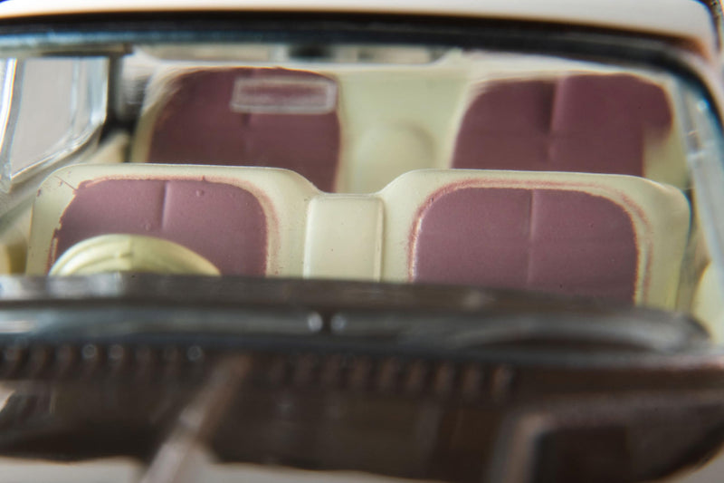 1/64 Scale Tomica Limited Vintage TLV-42c Mitsubishi Debonair (Brown) 1964