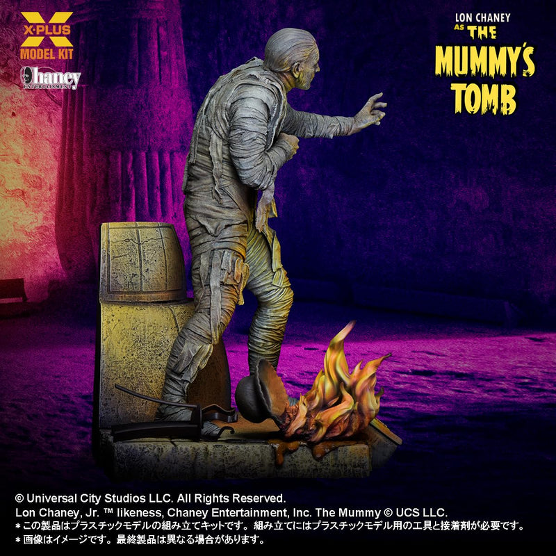 1/8 Scale "The Mummy's Tomb" Lon Chaney Jr. as Mummy Plastic Model Kit