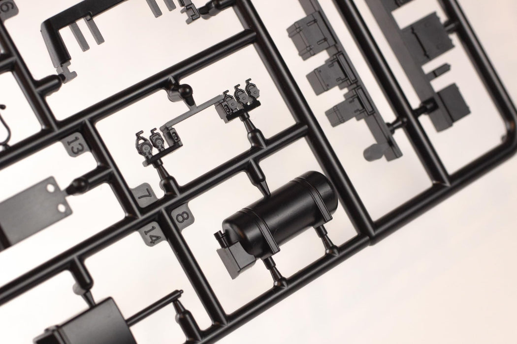 ピーエムオフィスエー PLUM 1/80 床下機器 国鉄新性能電車 先頭車用 1両分 プラスチックキット PP238