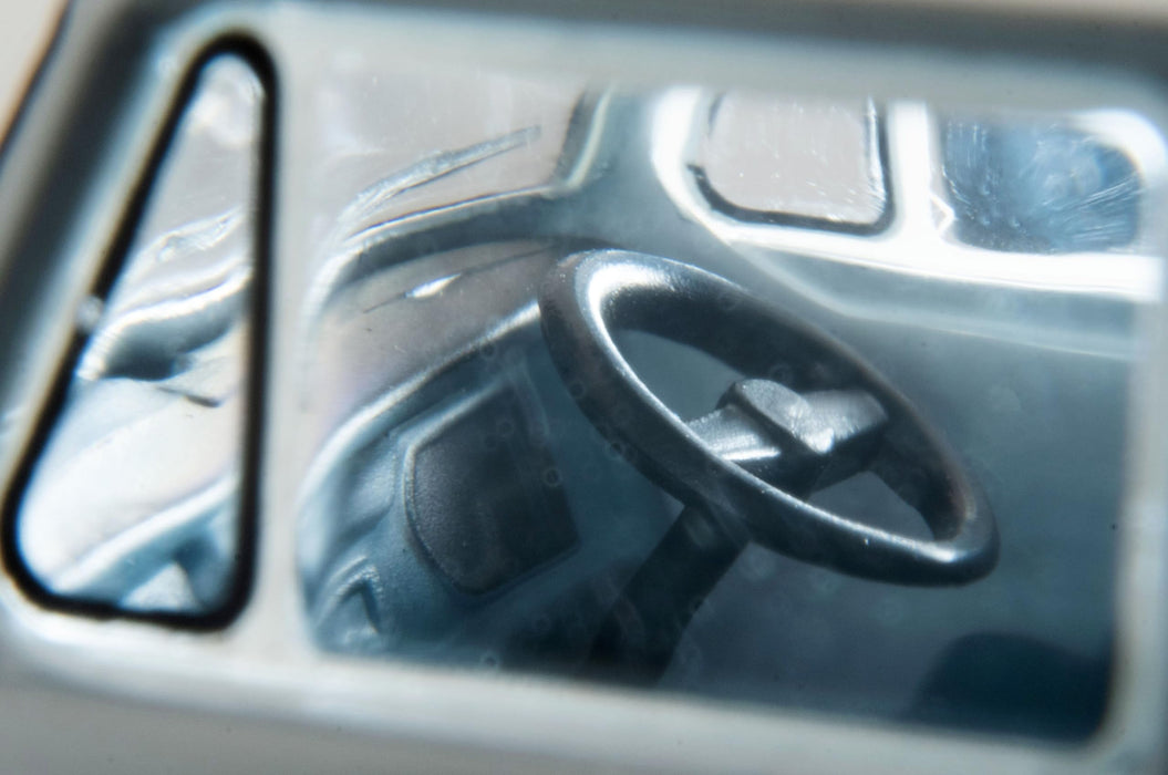 1/64 Scale Tomica Limited Vintage TLV-210a Mazda E2000 Bottle Car (White / Light Blue)