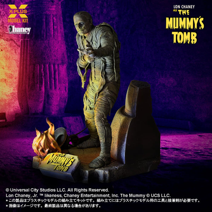 1/8 Scale "The Mummy's Tomb" Lon Chaney Jr. as Mummy Plastic Model Kit