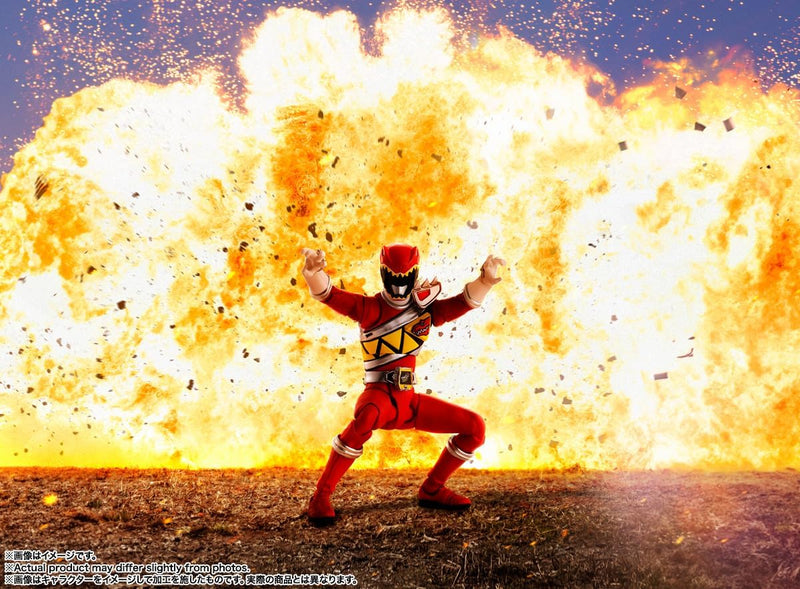 S.H.Figuarts (Shinkocchou Seihou) "Zyuden Sentai Kyoryuger" Kyoryu Red