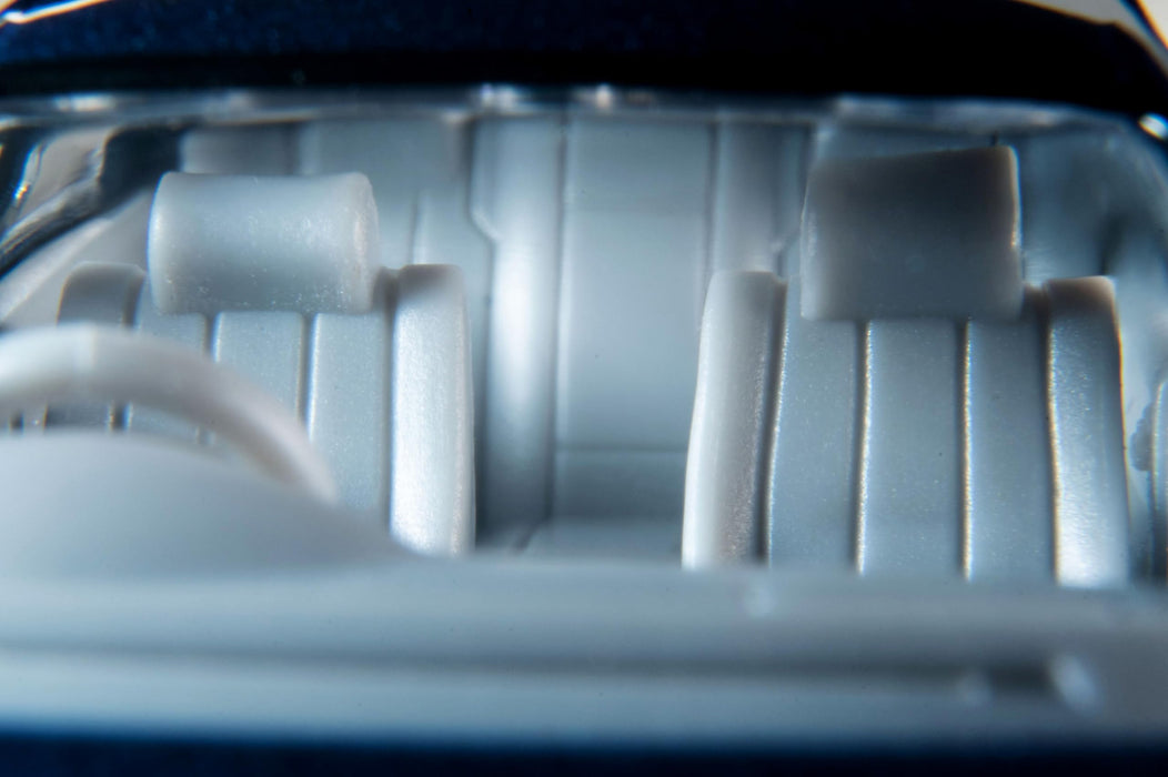 1/64 Scale Tomica Limited Vintage NEO TLV-N311d Toyota Mark II 2.5 Grande 1998 (Navy)