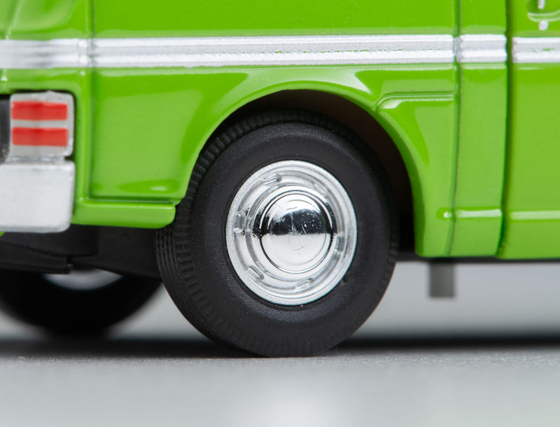 1/64 Scale Tomica Limited Vintage NEO TLV-N323a Nissan Caravan Long Deluxe (Green) 1978