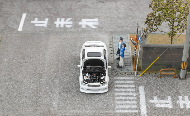 1/64 TOYOTA Altezza RS200 SXE10 Super White II
