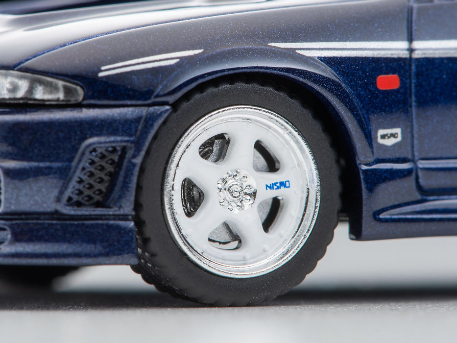 1/64 Scale Tomica Limited Vintage NEO TLV-N305c NISMO 400R (Navy)