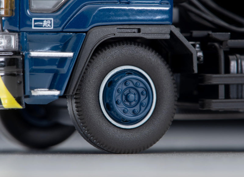 1/64 Scale Tomica Limited Vintage NEO TLV-N347a Isuzu 810EX Tractor Head (Navy)