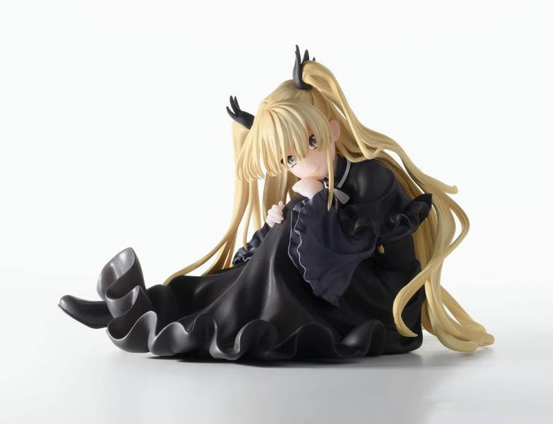 Spy Classroom Premium Perching Figure Erna