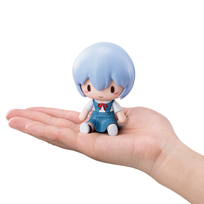 "Rebuild of Evangelion" Fuwa Petit Deformed Figure Rei