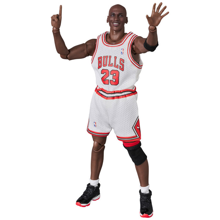 MAFEX Michael Jordan (Chicago Bulls HOME)