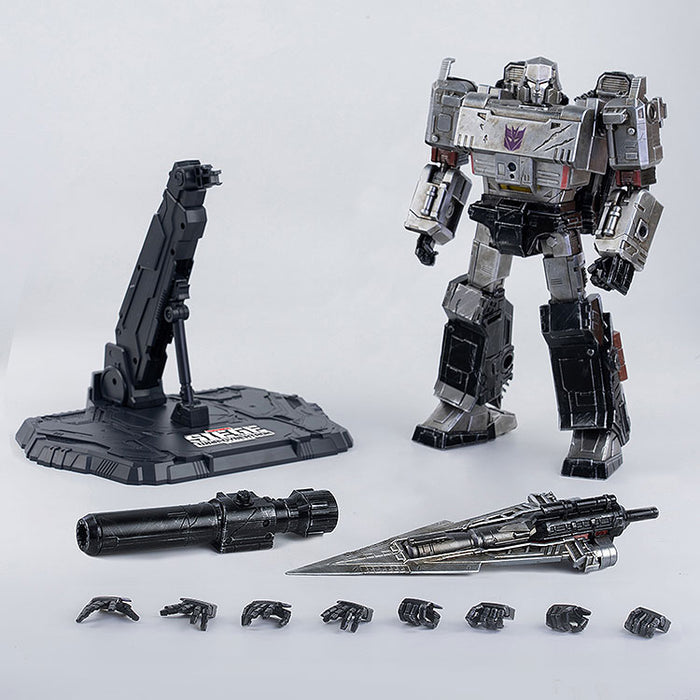 "Transformers: War For Cybertron Trilogy Siege" DLX Megatron