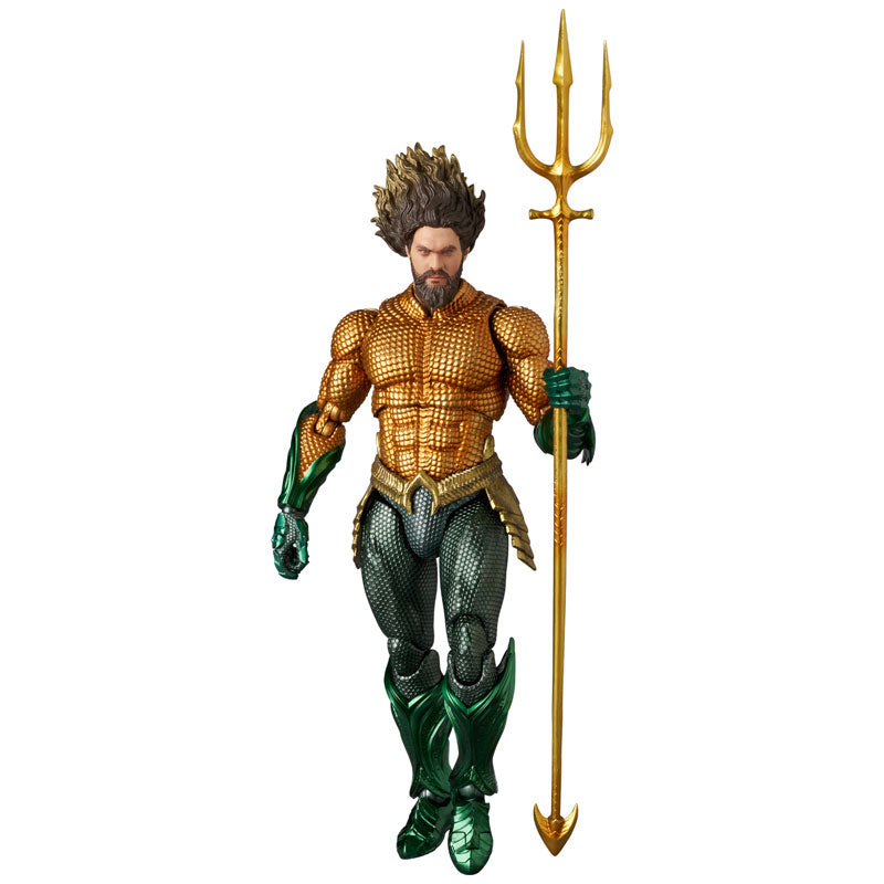 MAFEX "Aquaman and the Lost Kingdom" Aquaman (Gold & Green Suit)