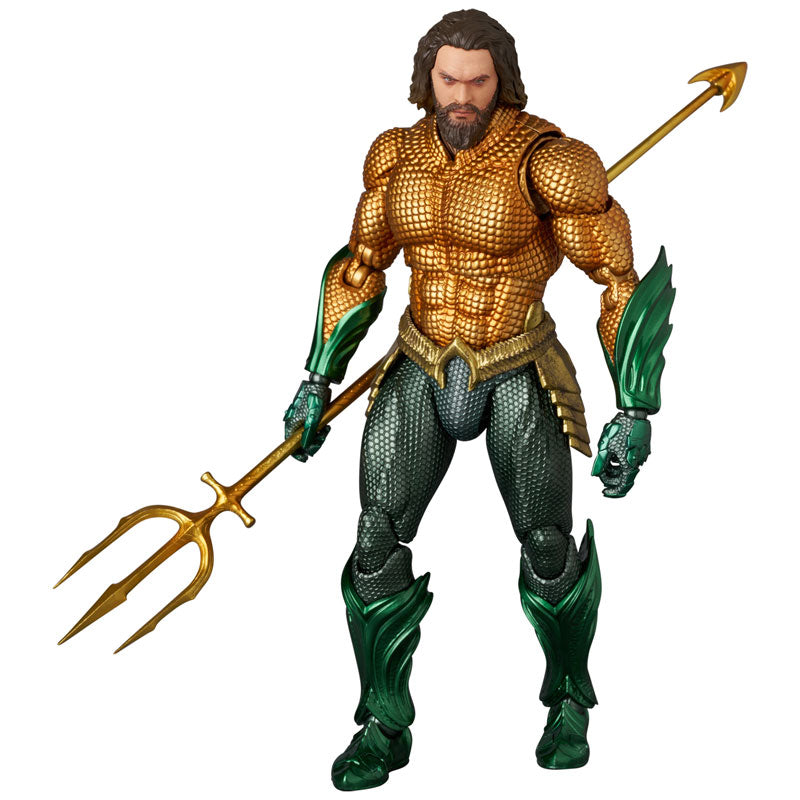MAFEX "Aquaman and the Lost Kingdom" Aquaman (Gold & Green Suit)
