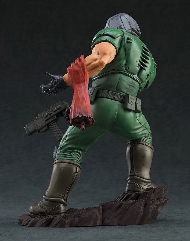 POP UP PARADE SP "DOOM" Doom Marine