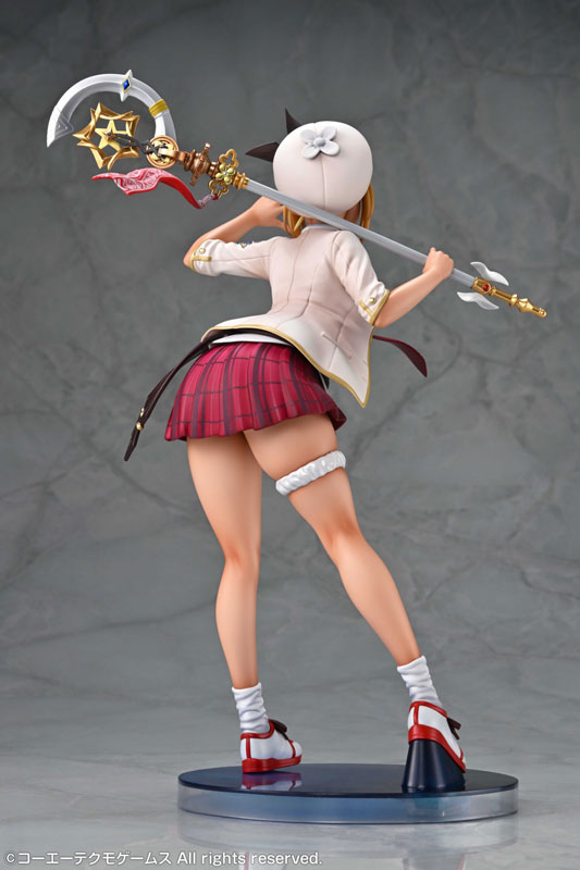 "Atelier Resleriana: Forgotten Alchemy and the Polar Night Liberator" Ryza Resleriana Academy Ver. 1/7 Scale Figure