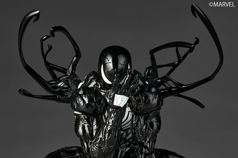 Revoltech Amazing Yamaguchi Symbiote Spider-Man