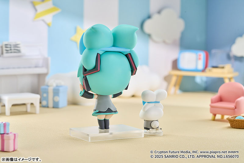 "Hatsune Miku x Cinnamoroll" Hatsune Miku x Cinnamoroll Chibi Figure