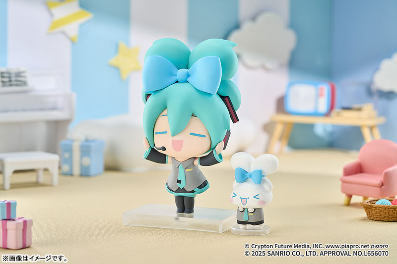 "Hatsune Miku x Cinnamoroll" Hatsune Miku x Cinnamoroll Chibi Figure