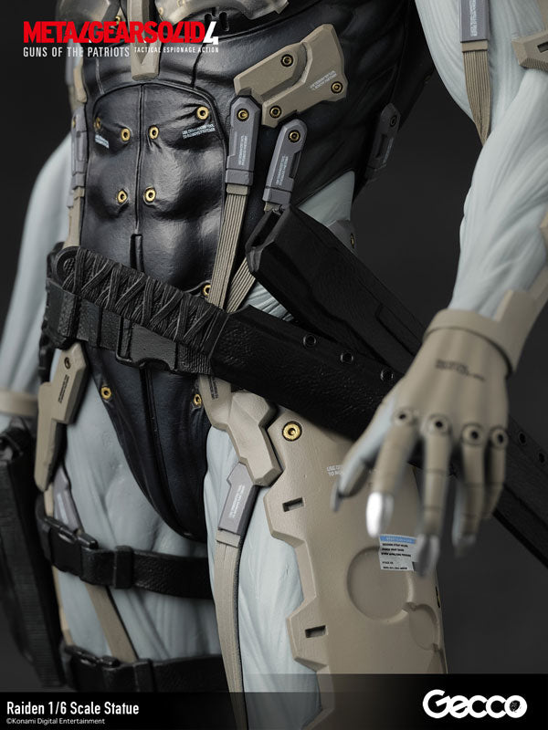 "Metal Gear Solid 4 Guns of the Patriots" Raiden 1/6 Scale Statue
