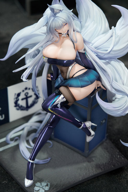 "Azur Lane" Shinano Moonlit Chrome Ver. 1/7 Scale Figure