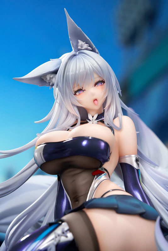 "Azur Lane" Shinano Moonlit Chrome Ver. 1/7 Scale Figure